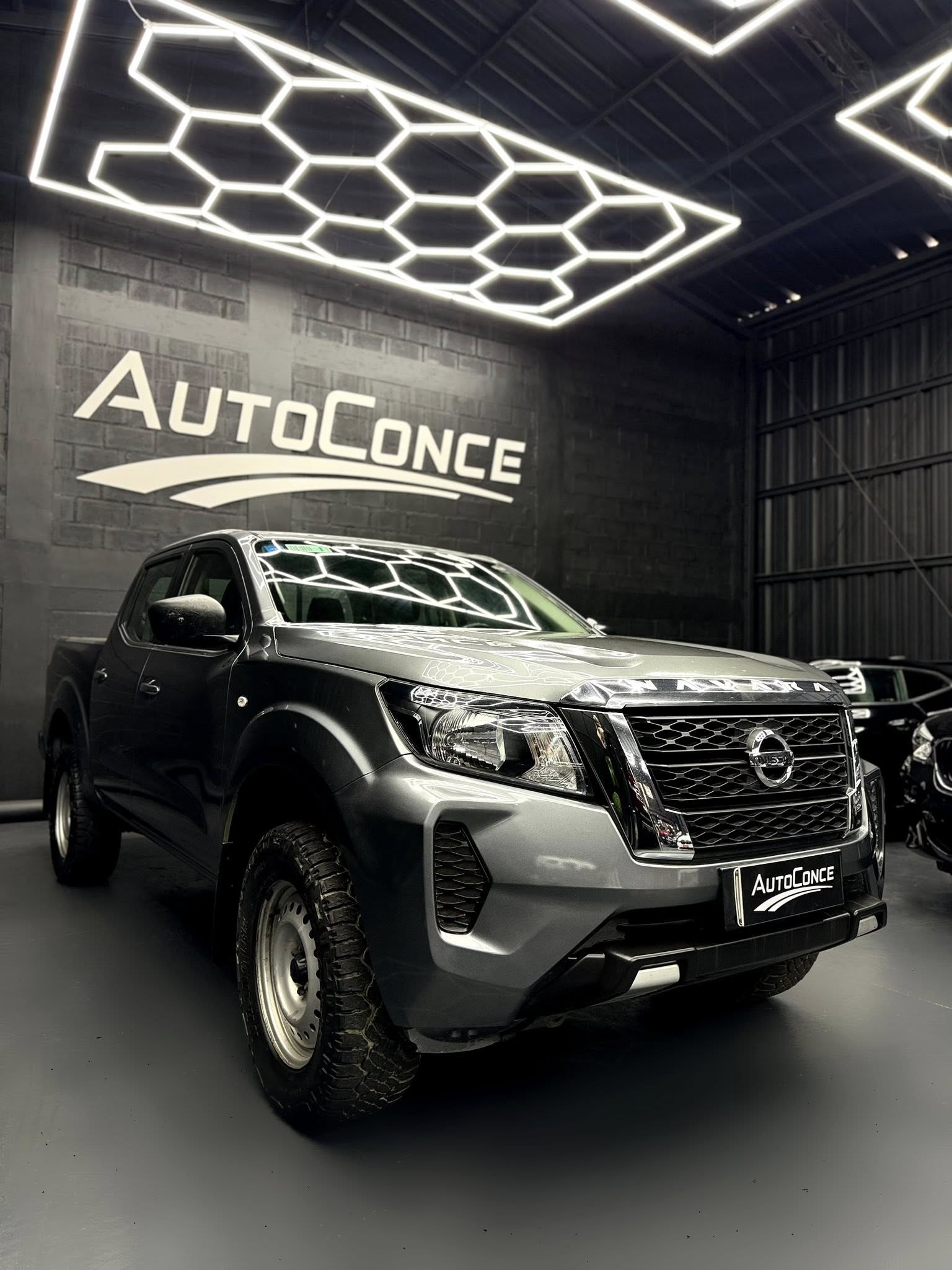 NISSAN NAVARA