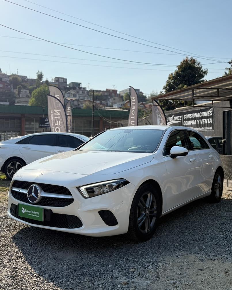 Mercedes Benz A200