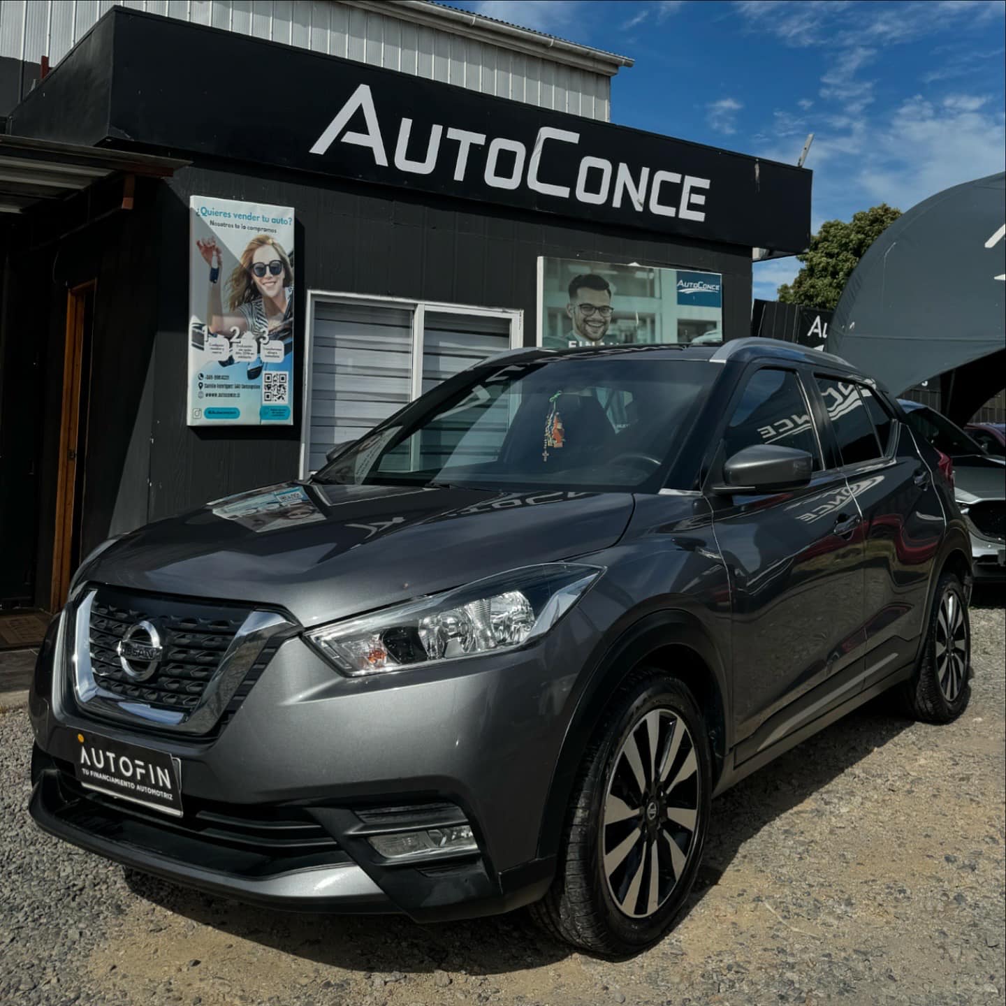 : NISSAN KICKS 