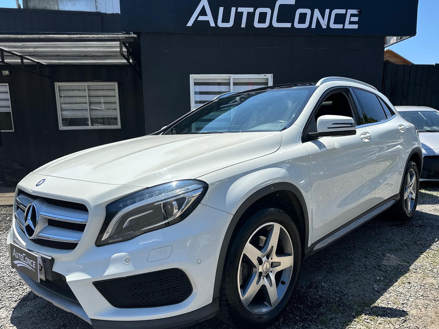 MERCEDES BENZ GLA 220 D