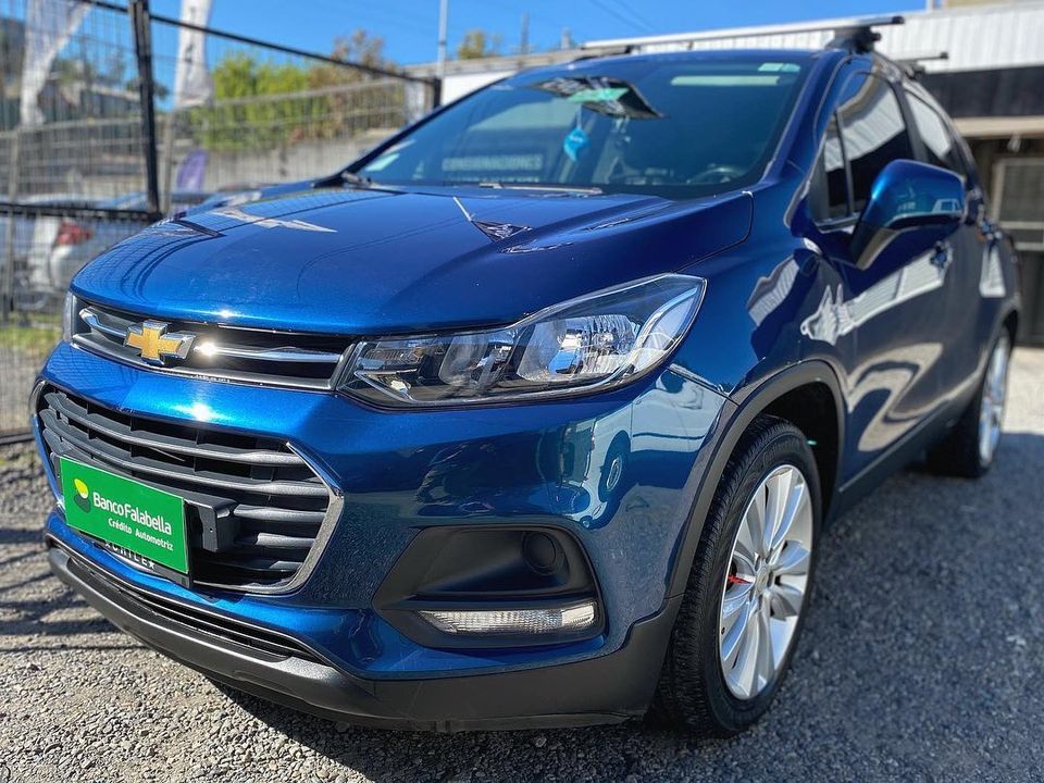 CHEVROLET TRACKER versión LS 