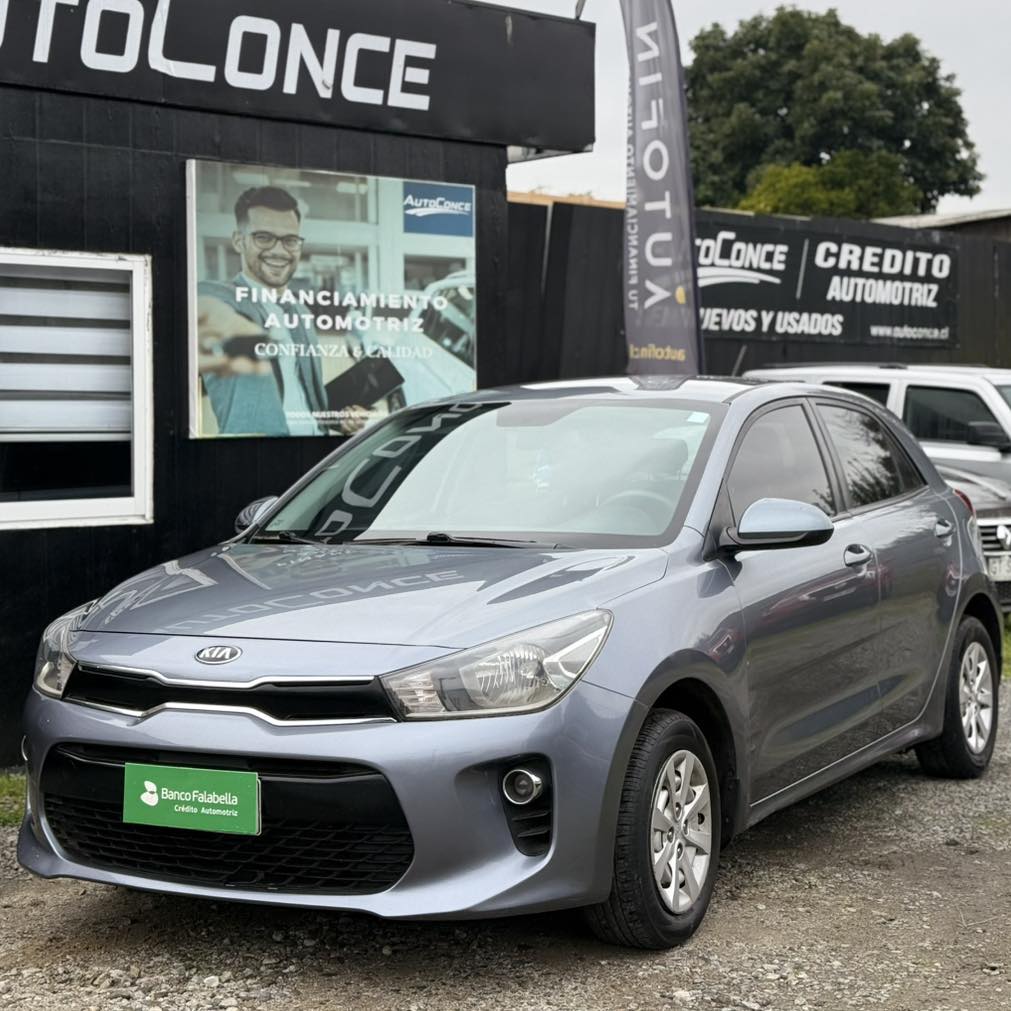 KIA MOTORS RIO 5